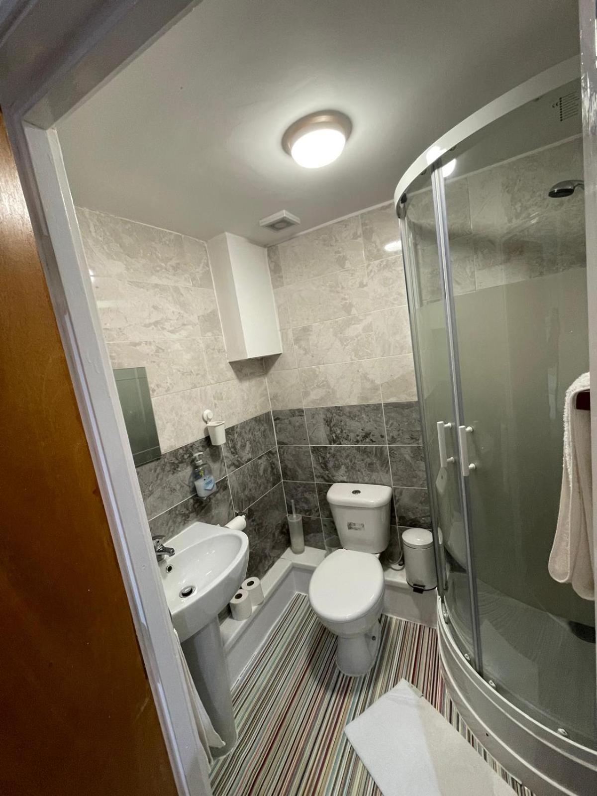 Accommodation Plus London Exterior photo