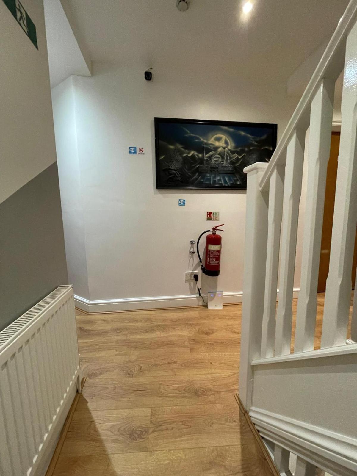 Accommodation Plus London Exterior photo