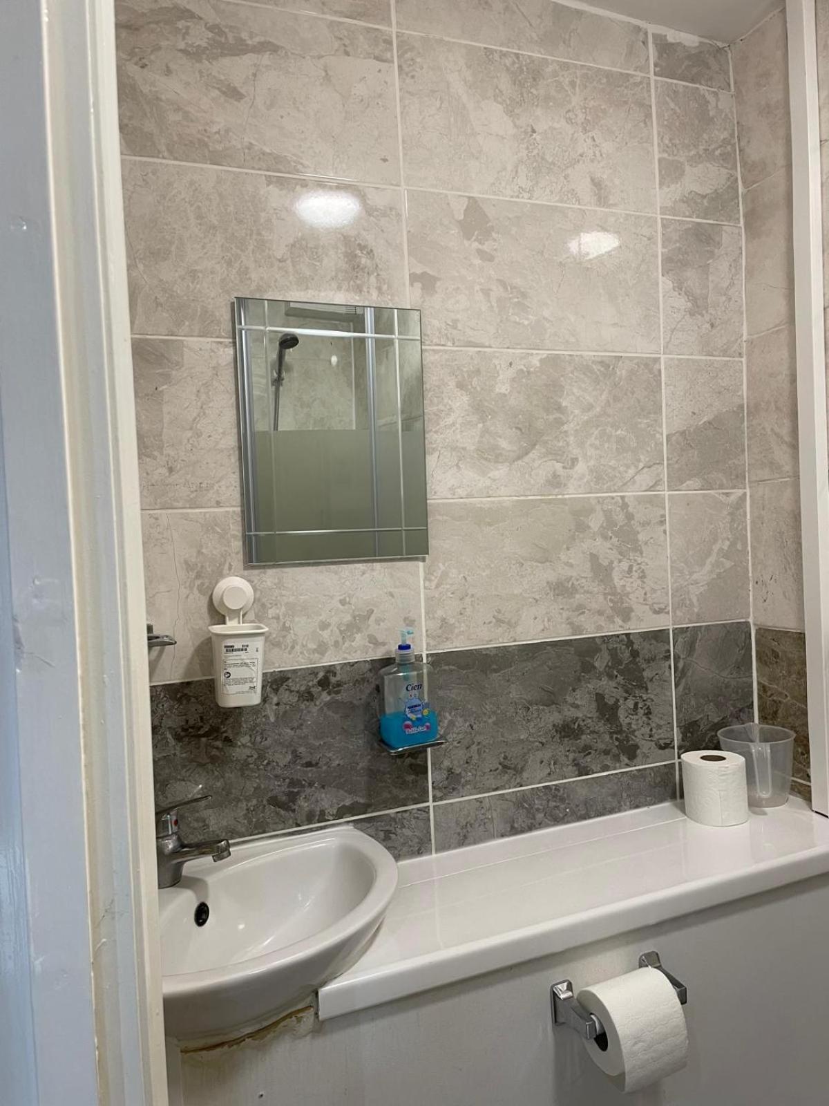 Accommodation Plus London Exterior photo