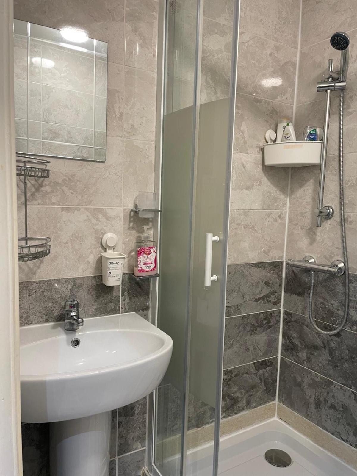 Accommodation Plus London Exterior photo