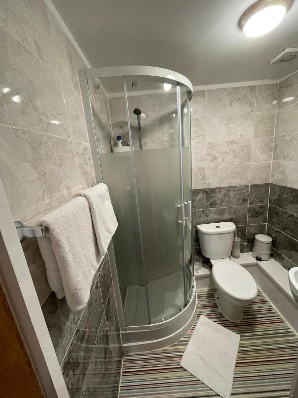 Accommodation Plus London Exterior photo